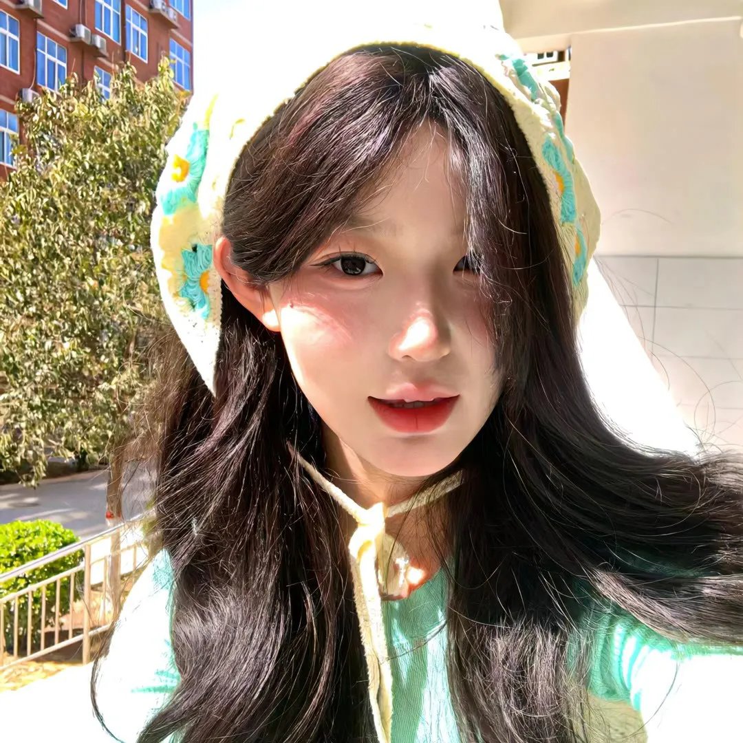 佳丽村三姊妹封面